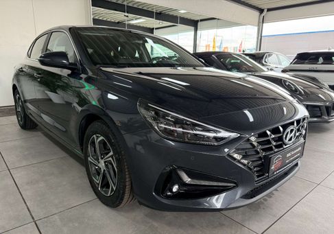 Hyundai i30, 2023 3