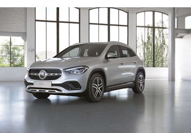 Mercedes-Benz GLA 200, 2022