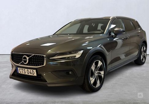 Volvo V60 Cross Country, 2022