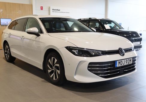 Volkswagen Passat Variant, 2025 3