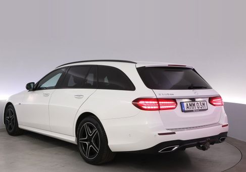 Mercedes-Benz E 300, 2021 3