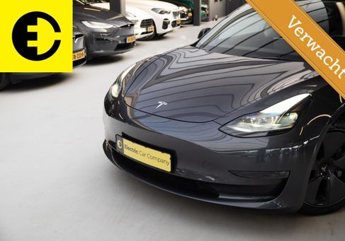 Tesla Model 3, 2022 2