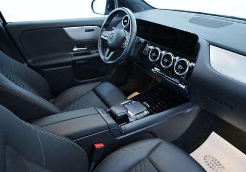 Mercedes-Benz GLA 250, 2022 3