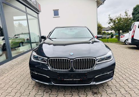 BMW 750, 2017