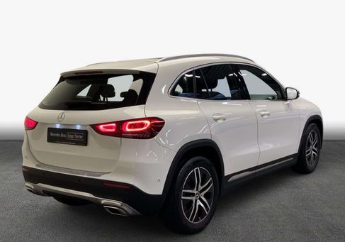 Mercedes-Benz GLA 200, 2020