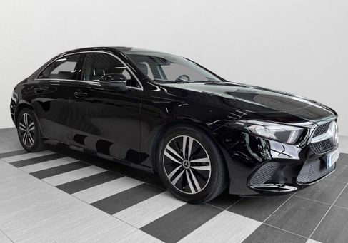 Mercedes-Benz A 200, 2021 3