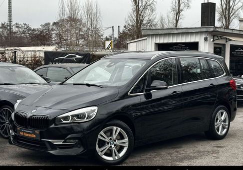 BMW 218, 2020
