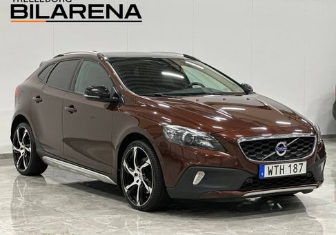 Volvo V40 Cross Country, 2016
