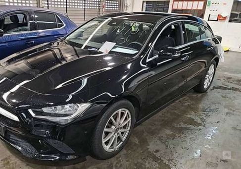 Mercedes-Benz CLA 180, 2022