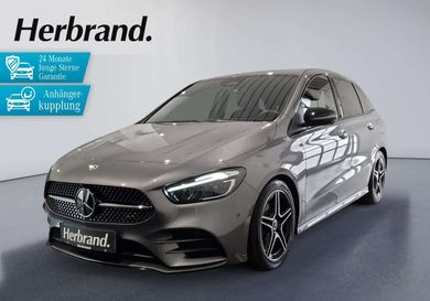 Mercedes-Benz B 180, 2023