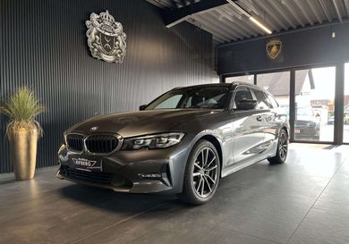 BMW 330, 2022