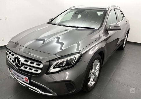 Mercedes-Benz GLA 180, 2019