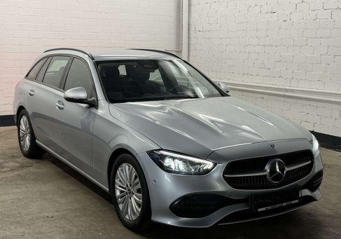 Mercedes-Benz C 200, 2023