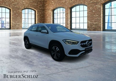 Mercedes-Benz GLA 220, 2020 3