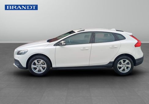Volvo V40 Cross Country, 2018