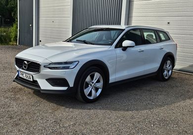 Volvo V60 Cross Country, 2020