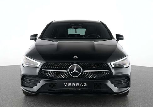 Mercedes-Benz CLA 250, 2022