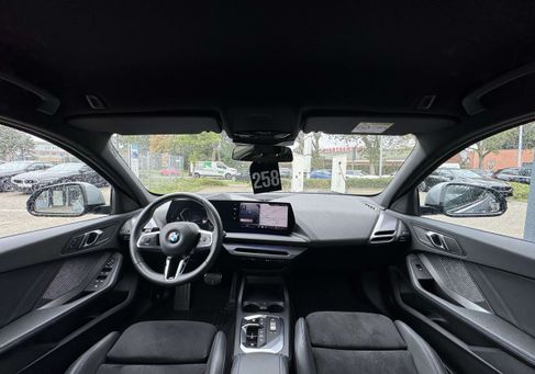 BMW 120, 2025