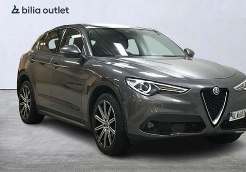 Alfa Romeo Stelvio, 2017