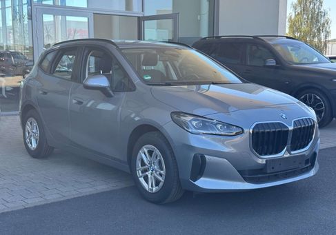 BMW 218, 2025