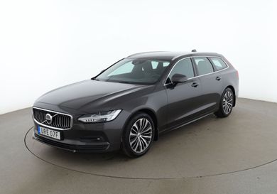 Volvo V90, 2021