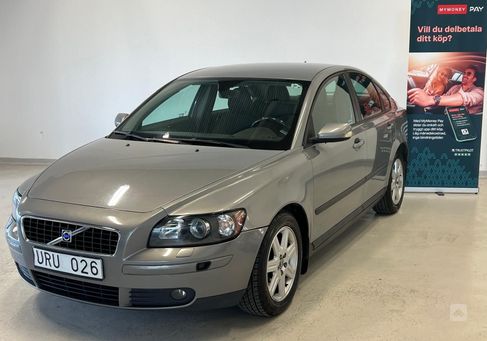 Volvo S40, 2004