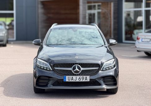 Mercedes-Benz C 300, 2020