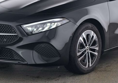 Mercedes-Benz A 180, 2025