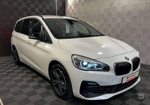 BMW 218, 2019