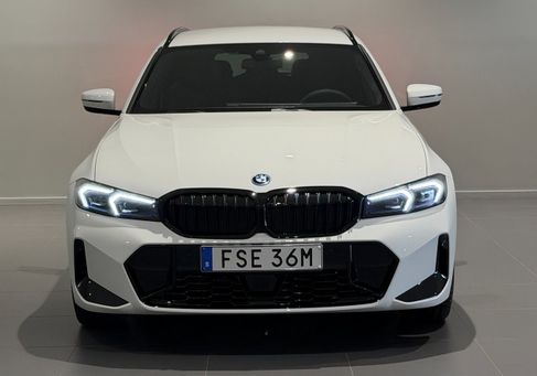 BMW 330, 2027