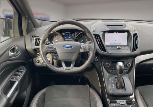 Ford Kuga, 2019