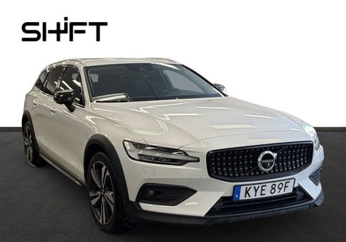 Volvo V60 Cross Country, 2022