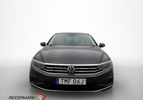 Volkswagen Passat, 2021