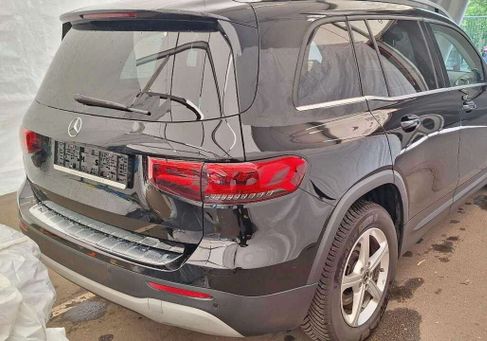 Mercedes-Benz GLB 180, 2022
