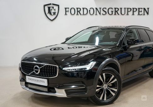 Volvo V90 Cross Country, 2018