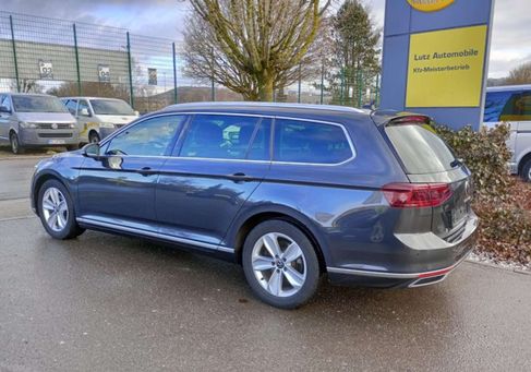 Volkswagen Passat Variant, 2023 2