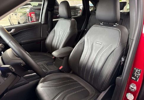 Ford Kuga, 2022