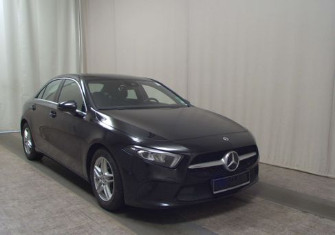 Mercedes-Benz A 200, 2021