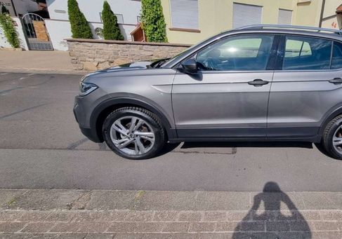 Volkswagen T-Cross, 2021