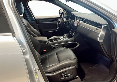 Jaguar F-Pace, 2021 3