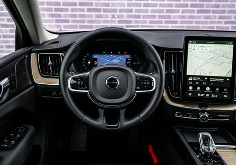 Volvo XC60, 2026 3