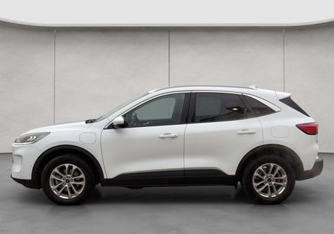 Ford Kuga, 2022