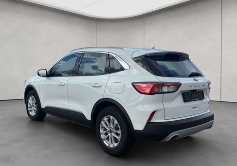 Ford Kuga, 2022