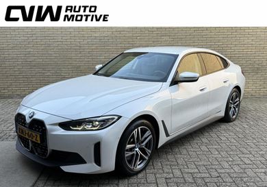 BMW i4, 2022