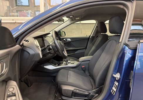 BMW 218, 2021 2
