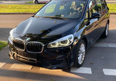 BMW 218, 2019