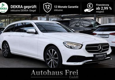 Mercedes-Benz E 300, 2022