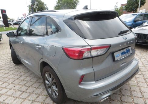 Ford Kuga, 2022