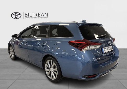 Toyota Auris Touring Sports, 2017