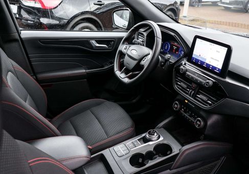 Ford Kuga, 2022